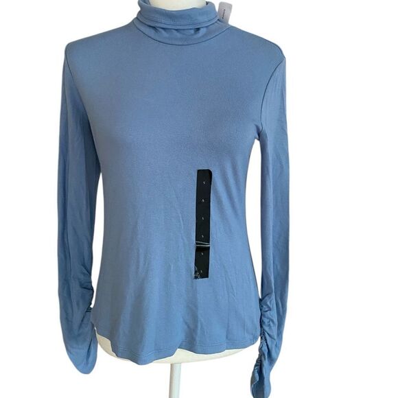 Banana Republic Tops - Banana Republic Women Turtleneck